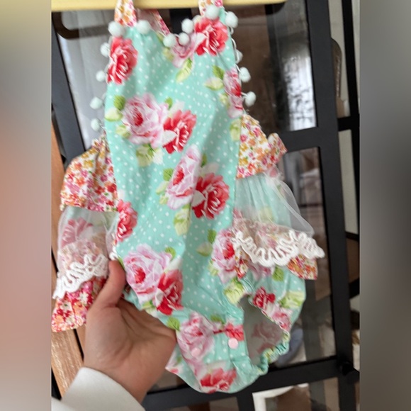 Haute Baby bubble romper garden isle patchwork boho lace ruffles sunsuit baby - Picture 7 of 9